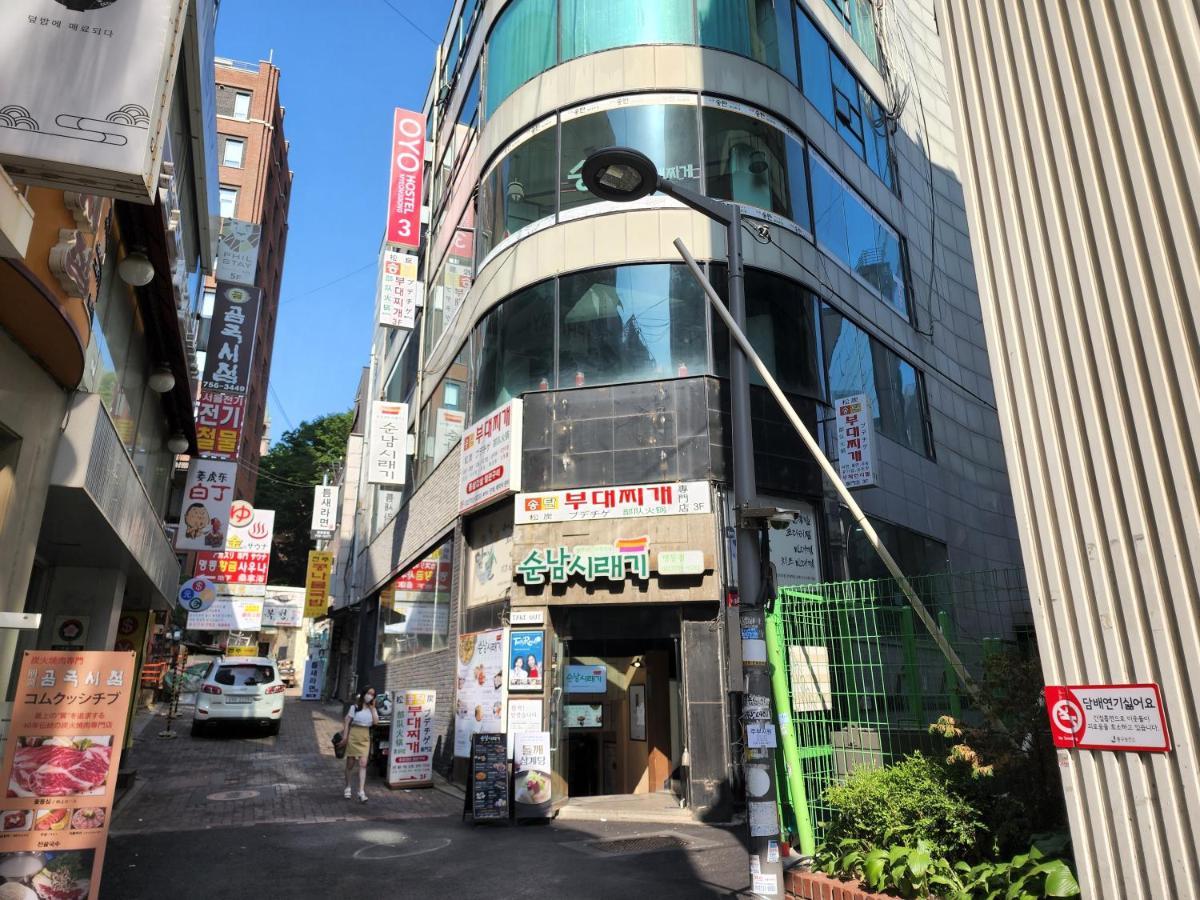 Oyo Hostel Myeongdong 3 Seoul Exterior photo