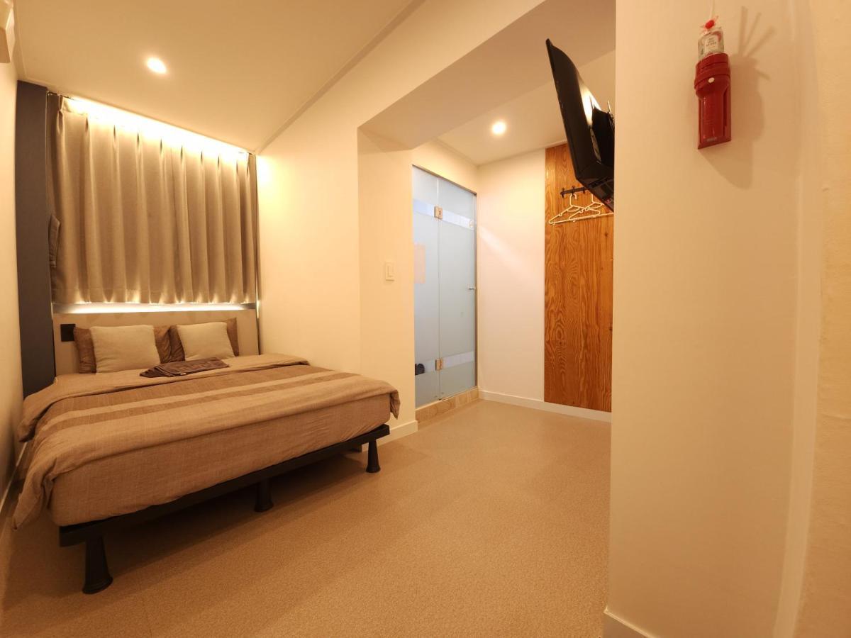 Oyo Hostel Myeongdong 3 Seoul Exterior photo